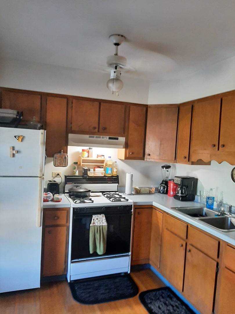 250 Peru Street Property Photo 16