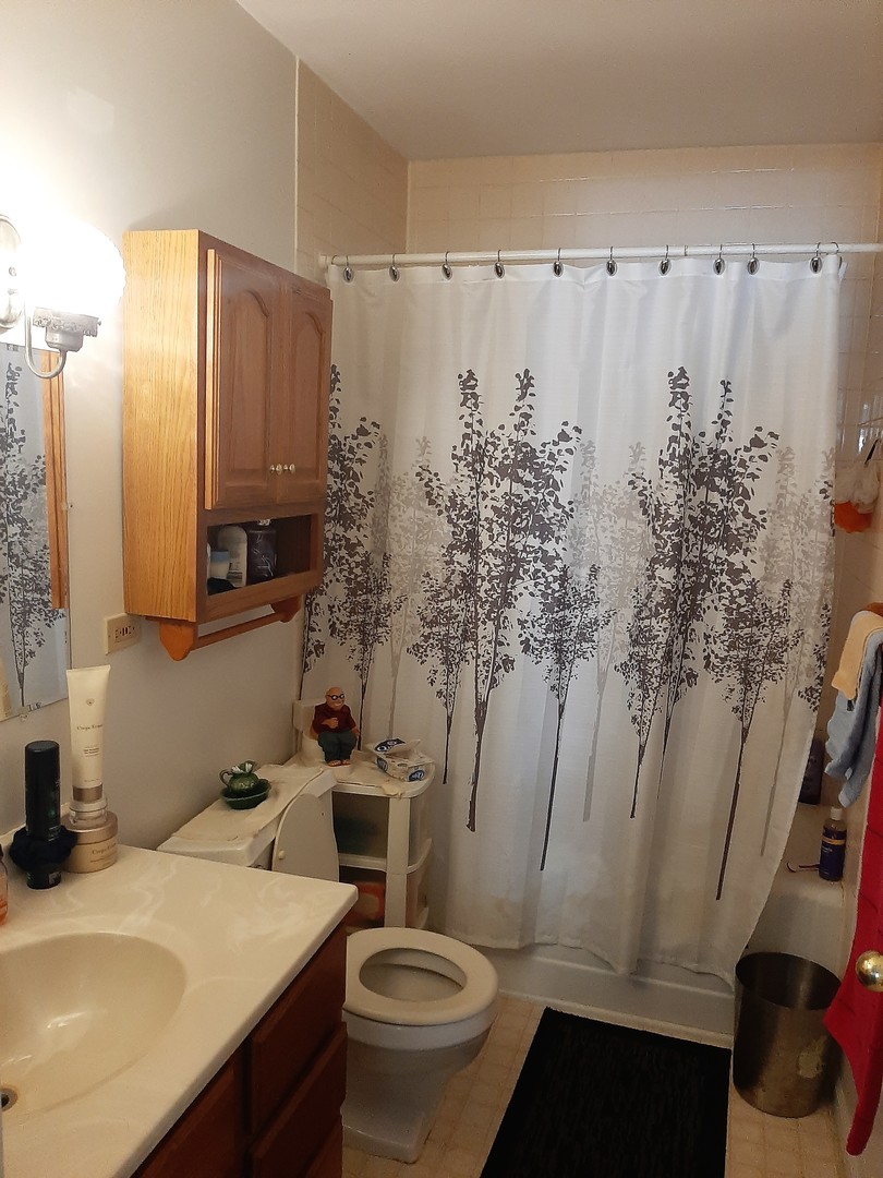 250 Peru Street Property Photo 18
