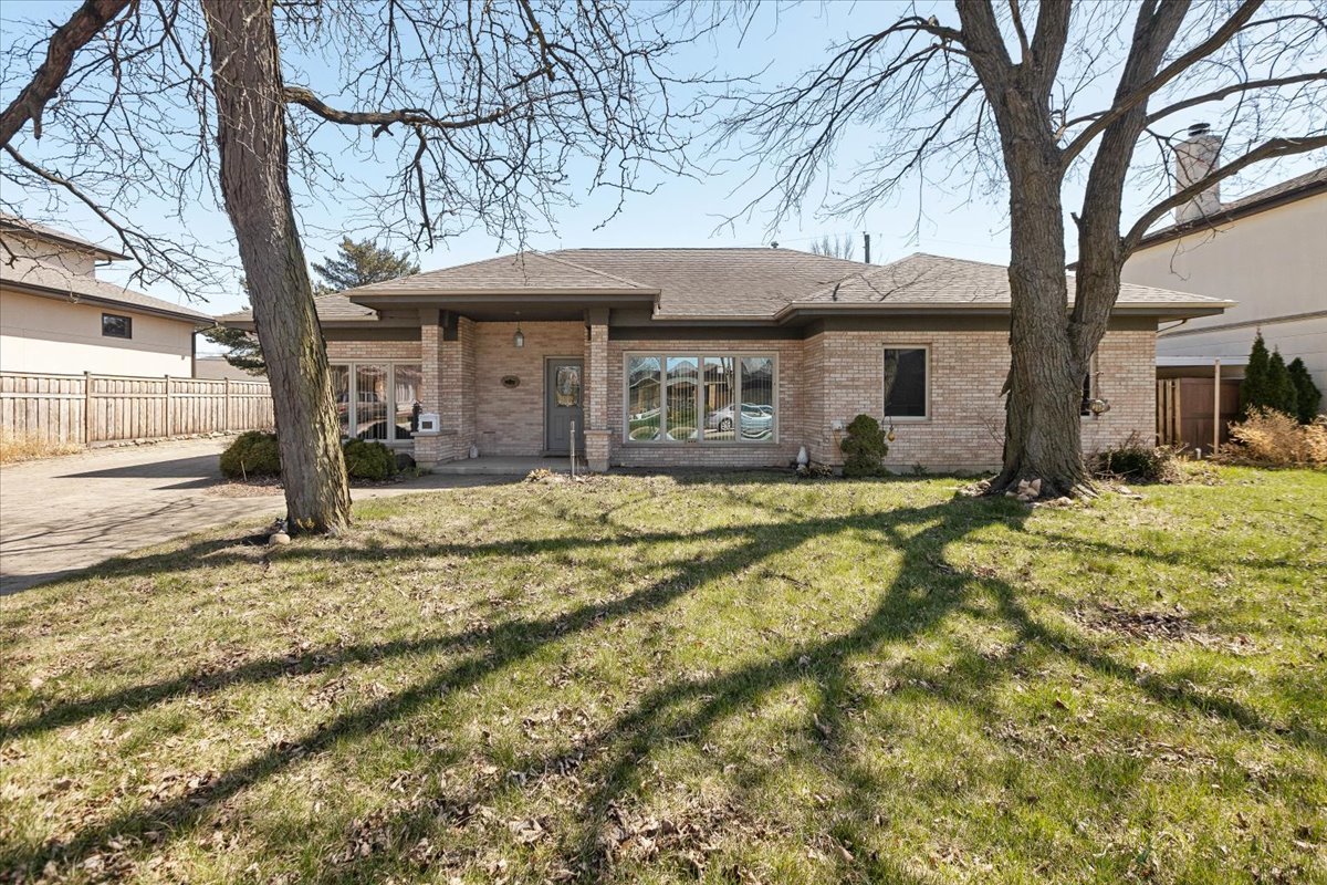 5127 N Monterey Avenue Property Photo