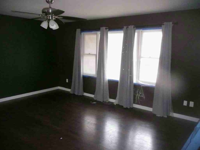 117 Liverpool Drive Property Photo 4