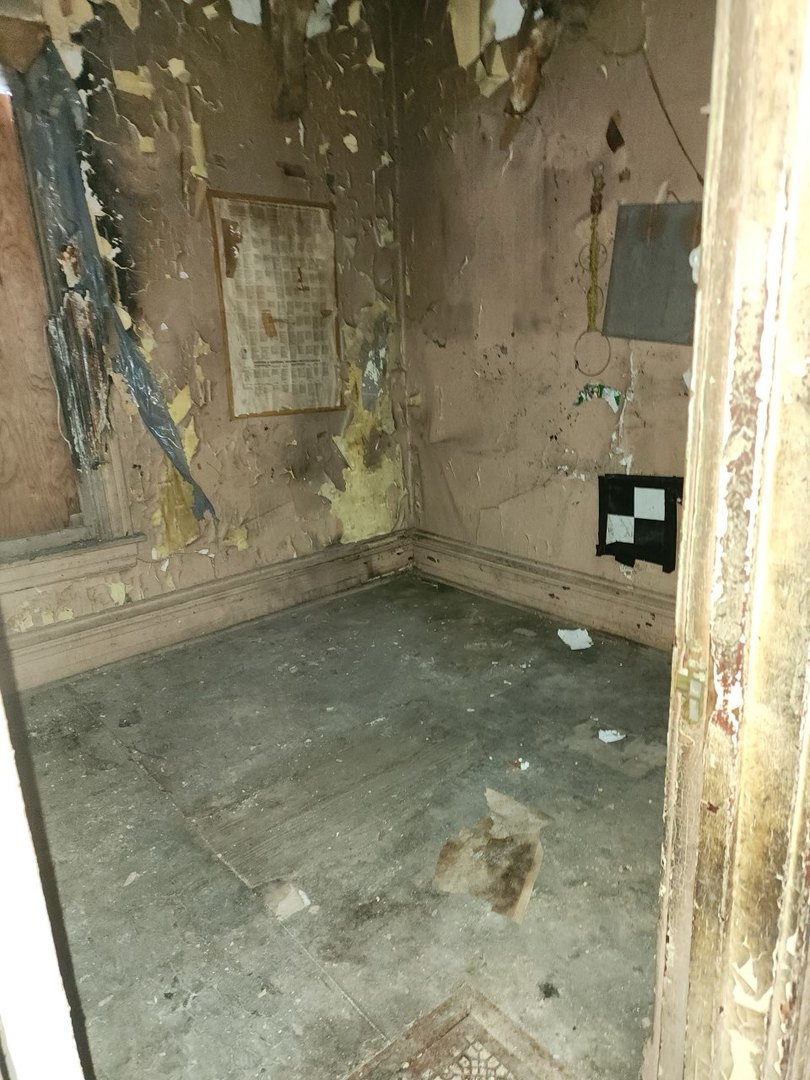 220 N Lorel Avenue Property Photo 7