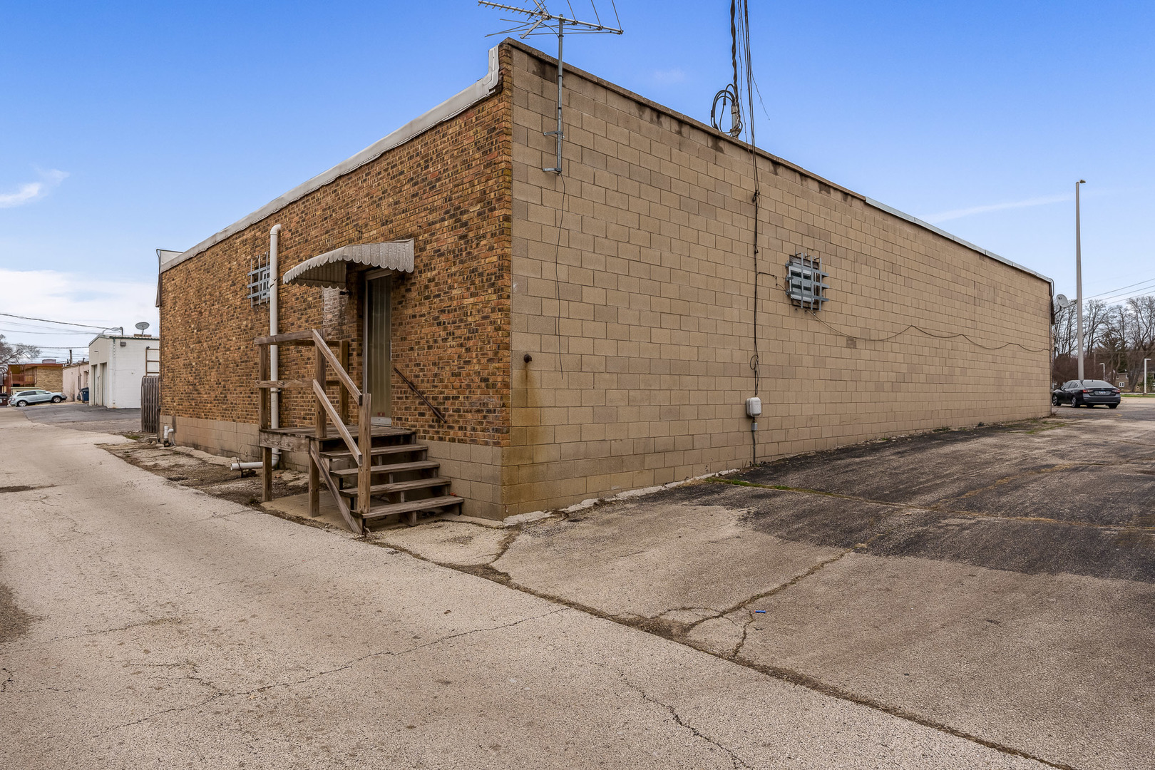 4722 N 2nd Street Property Photo 1
