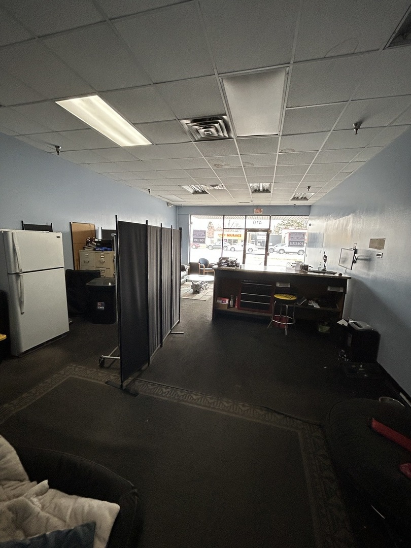 410 Ogden Avenue Property Photo 12