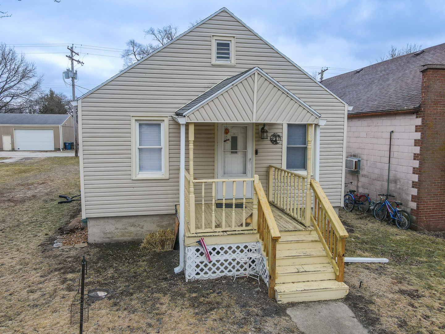 145 S Main Street Property Photo