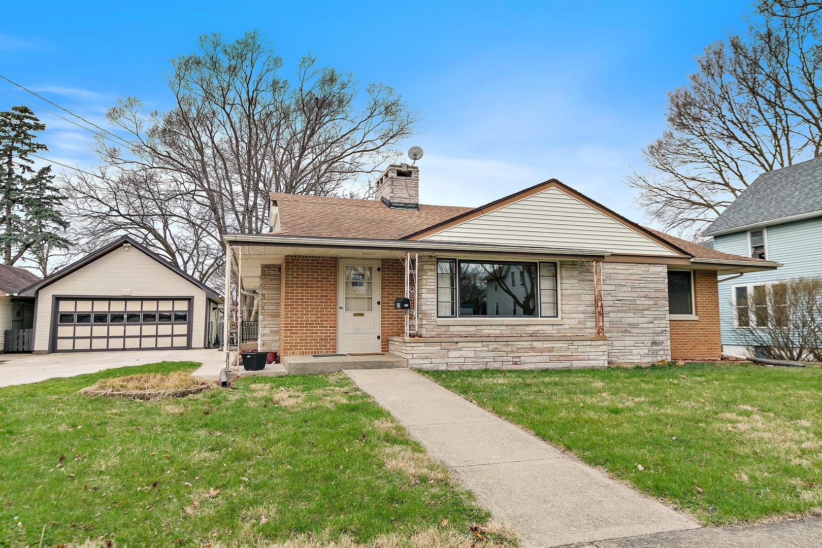 807 S Main Street Property Photo