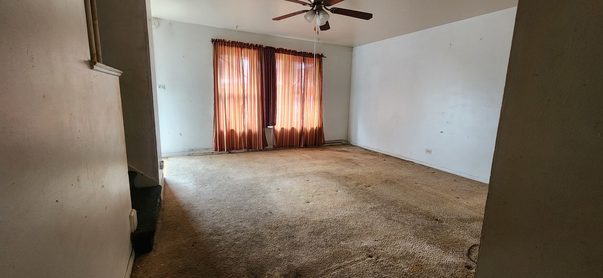 5065 W Gladys Avenue C Property Photo 3