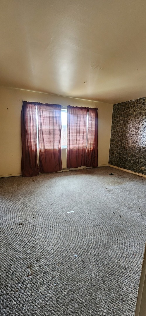 5065 W Gladys Avenue C Property Photo 4