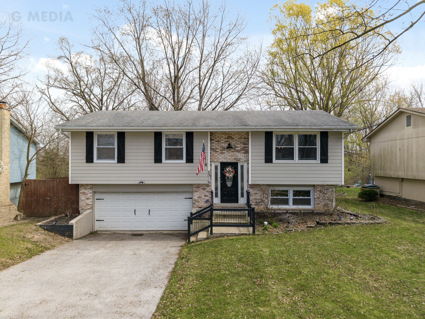 2016 Digby Dr Property Photo