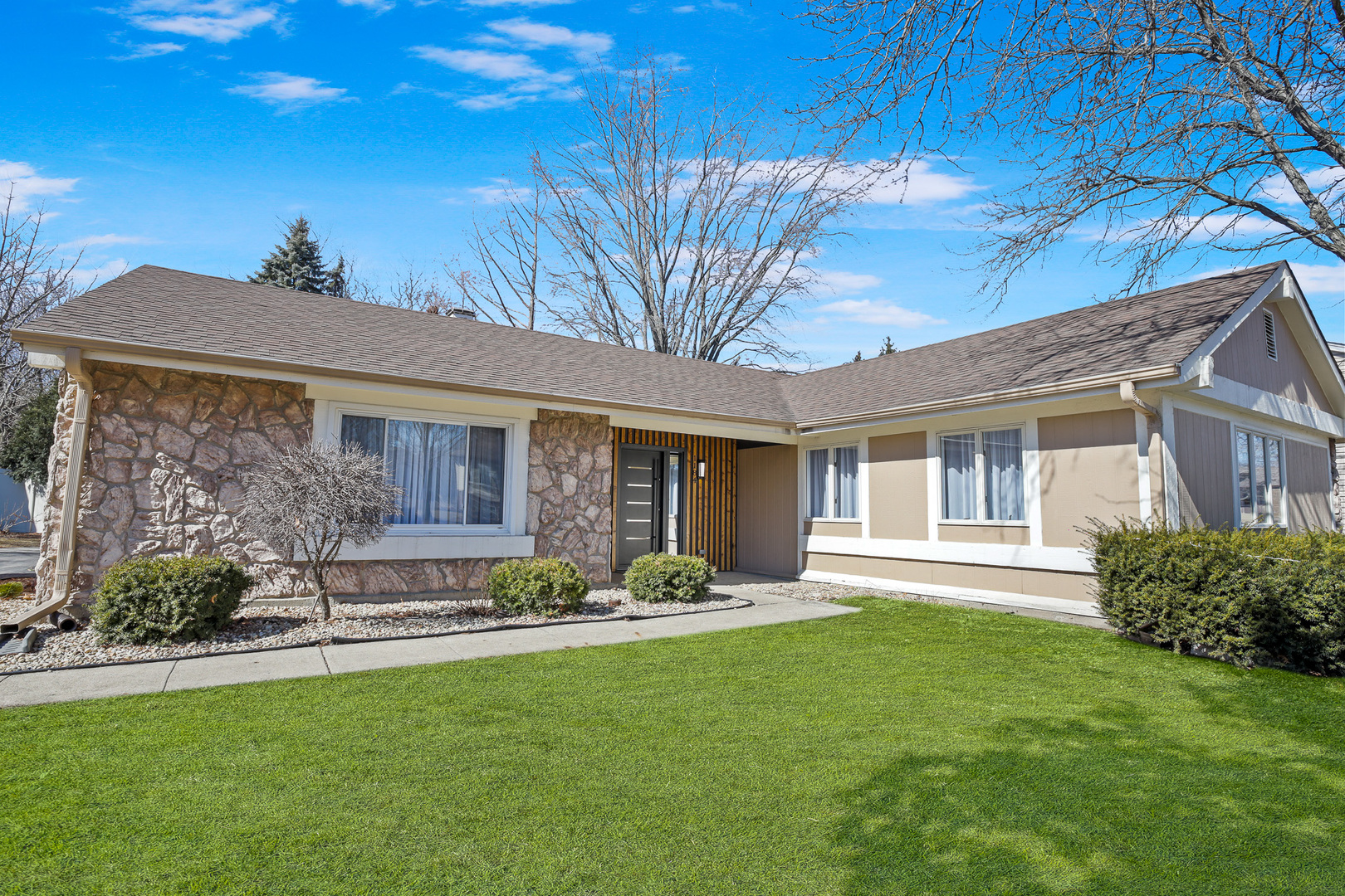 1184 Princeton Drive Property Photo 1