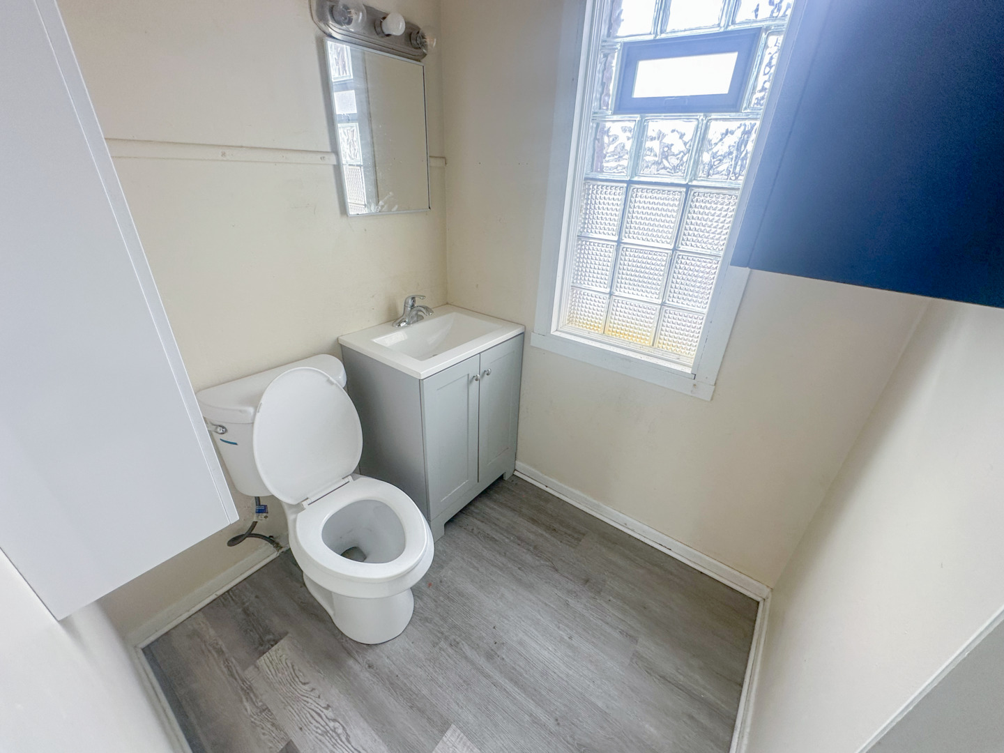 2425 Washington Street Property Photo 5