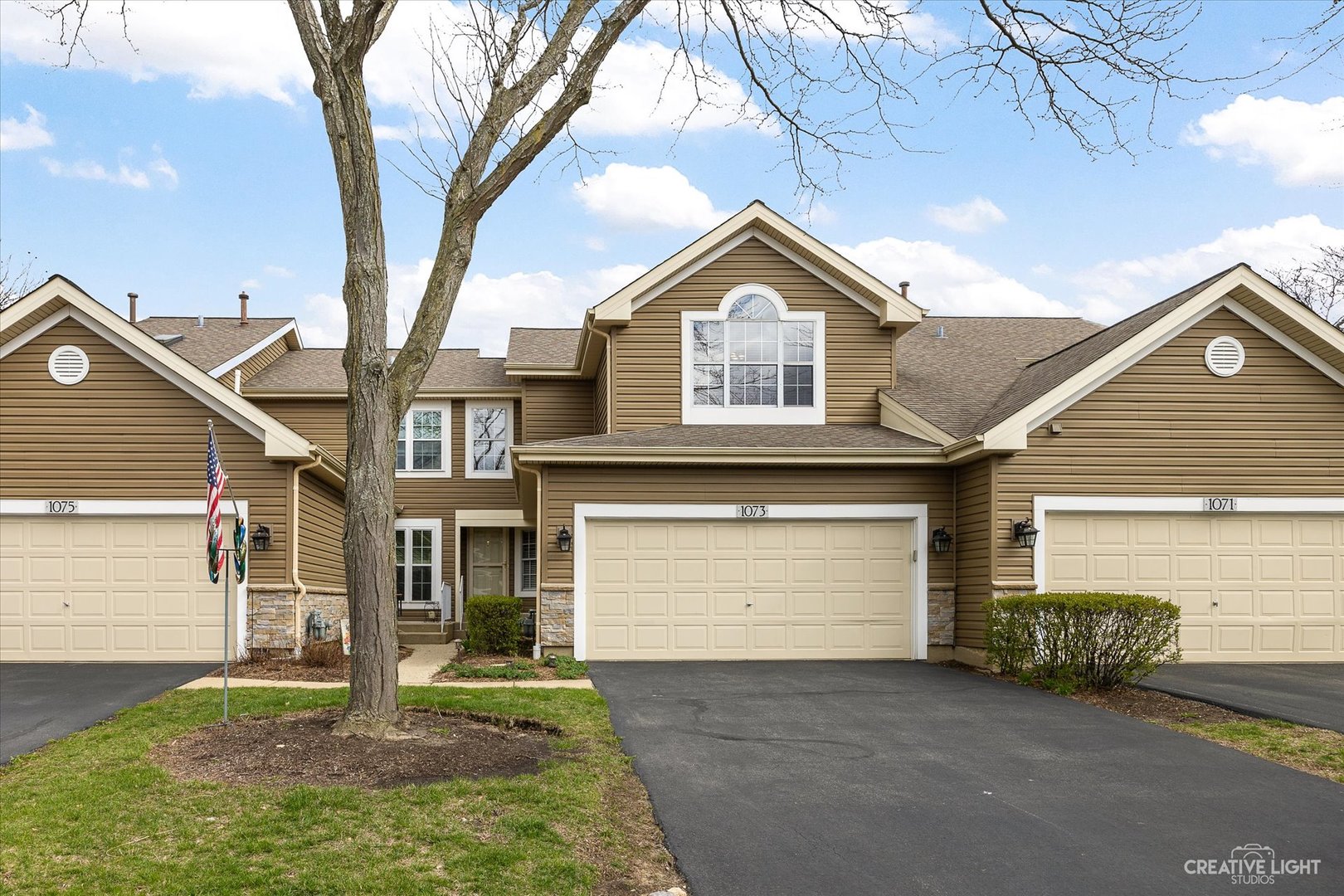 1073 Ridgefield Circle Property Photo