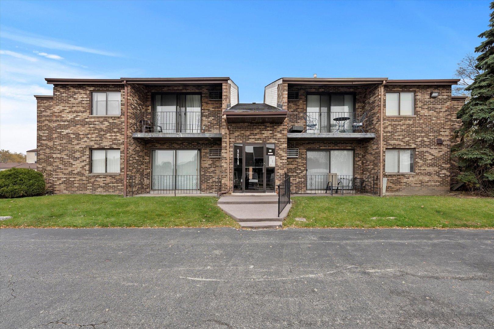 12329610 Property Photo