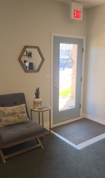 1005 Alexander Court E Property Photo 3