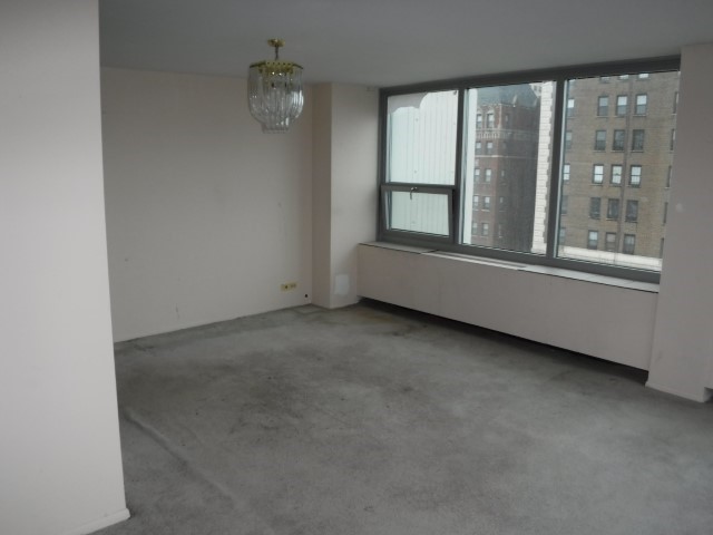 1700 E 56th Street 801 Property Photo 6