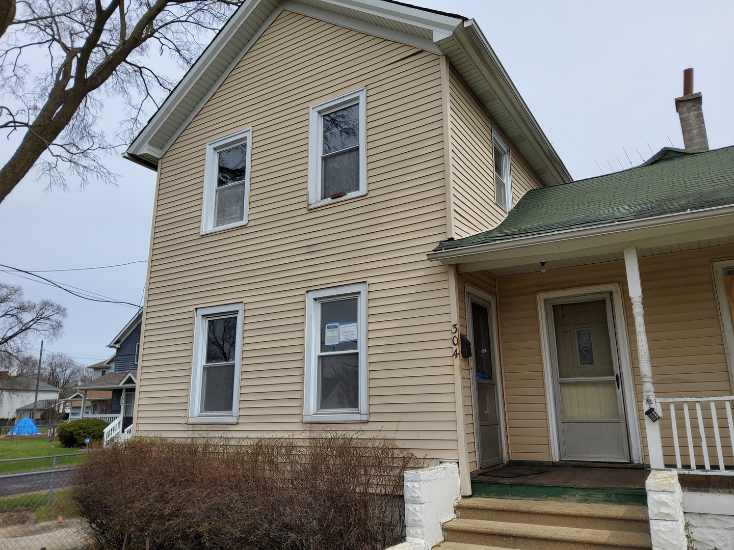 304 S Eastern Avenue Property Photo
