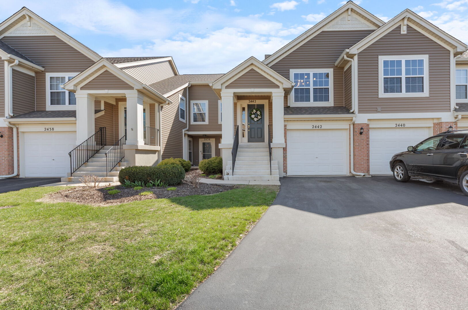 60502 Real Estate Listings Main Image