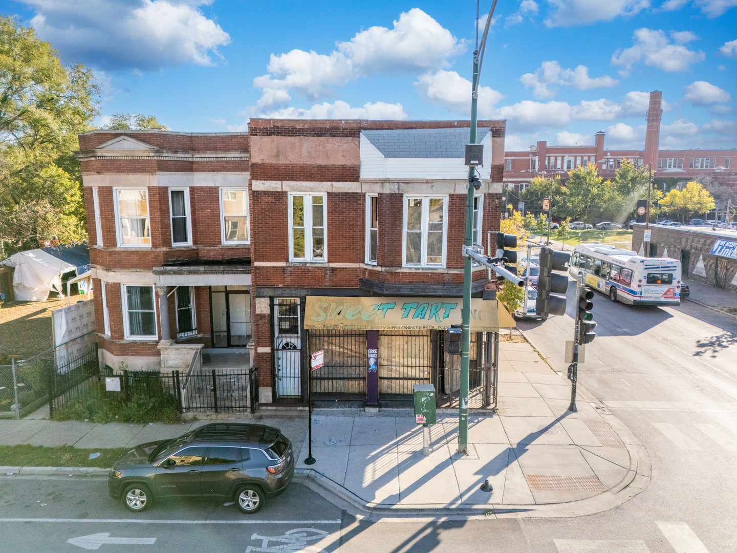 1559 S Homan Avenue Property Photo 3