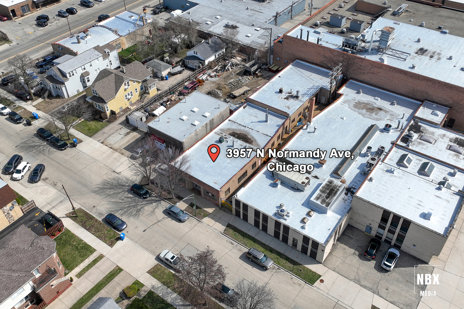 3957 N Normandy Avenue Property Photo 3