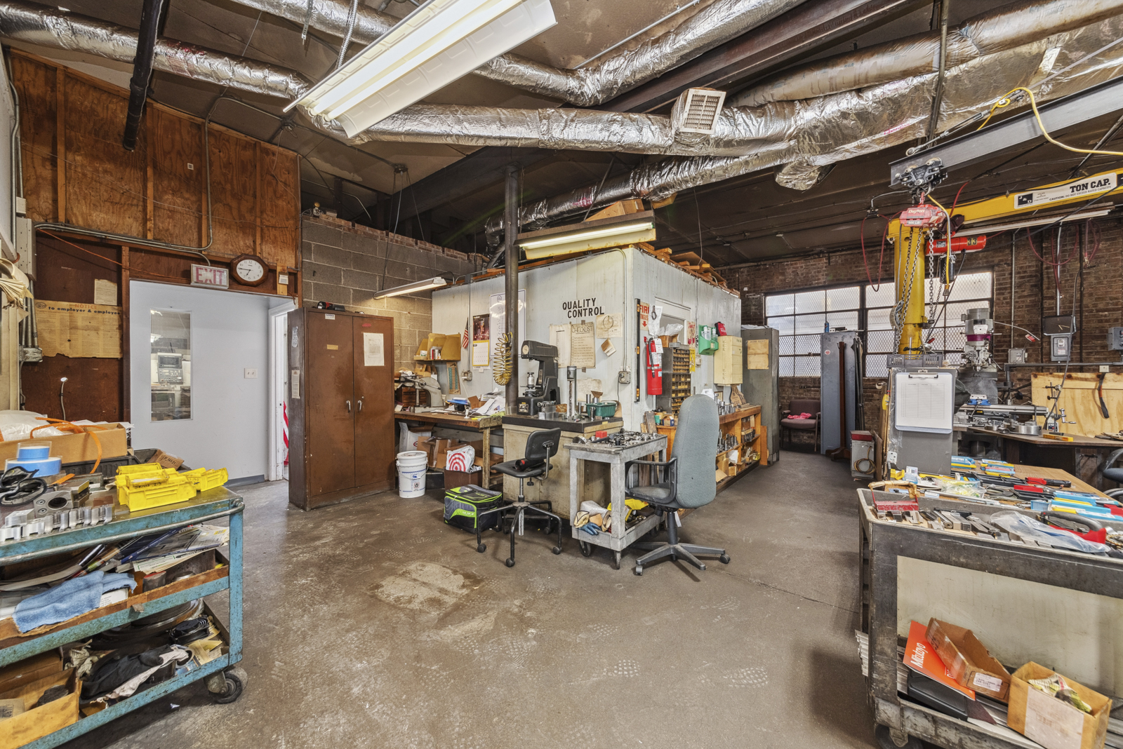 3957 N Normandy Avenue Property Photo 19
