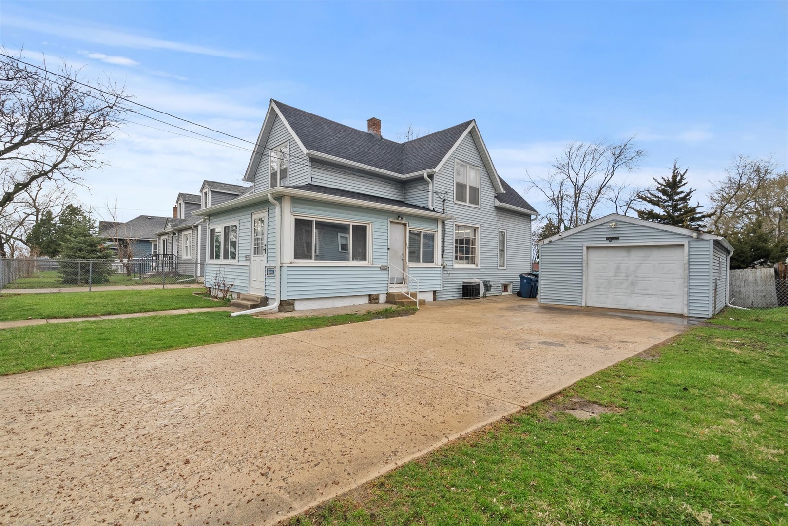 970 Front Street Property Photo
