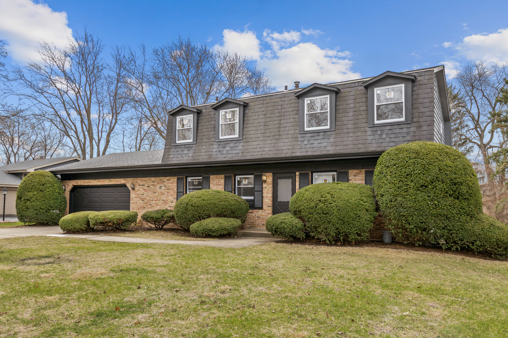5873 Clarendon Drive Property Photo
