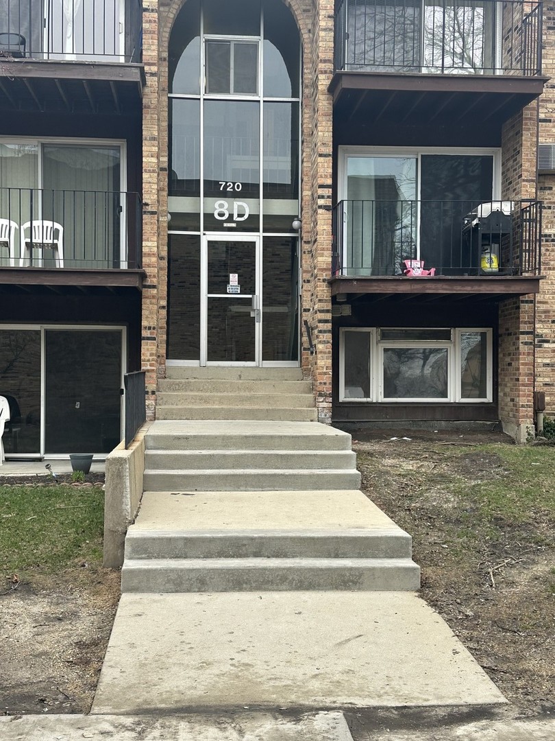 720 HILL Drive 8-303 Property Photo 1