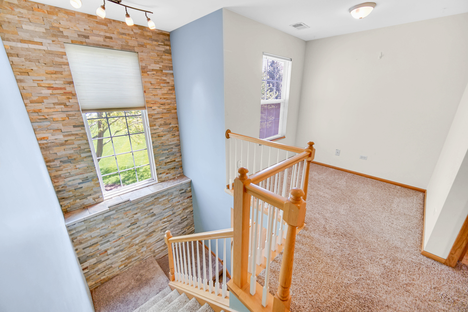 18524 Dearborn Court Property Photo 12
