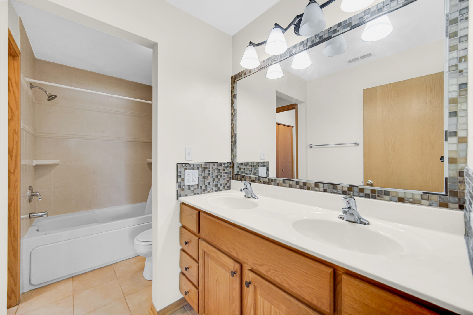 18524 Dearborn Court Property Photo 15