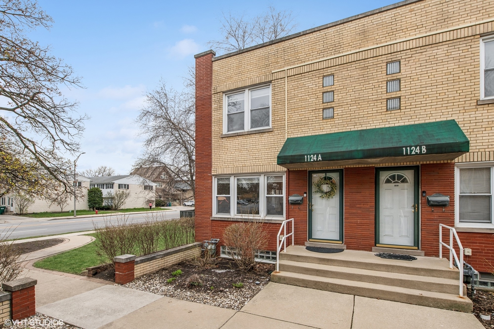 1124 N Harlem Avenue Property Photo