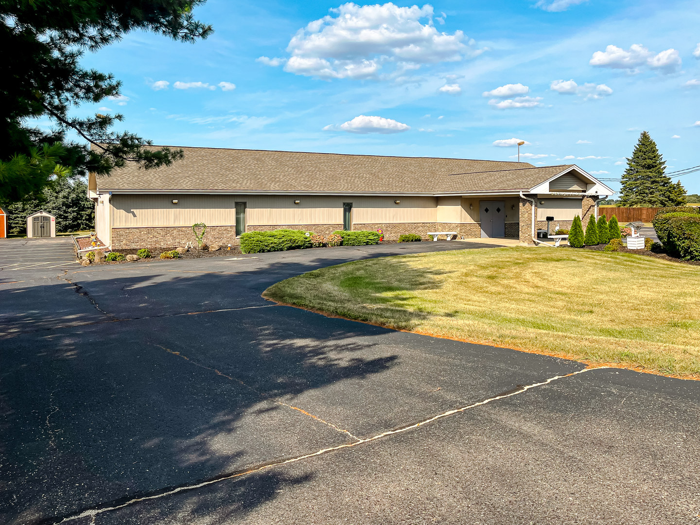 2585 Yale Bridge Road Property Photo 2