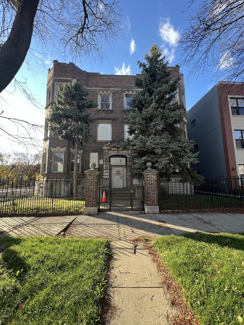 4958 S Michigan Avenue 1s Property Photo 1