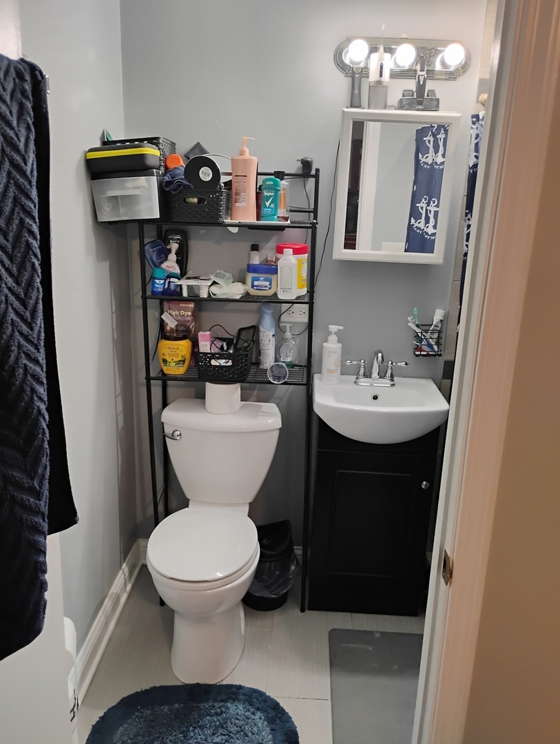 1011 N Keeler Avenue Property Photo 19