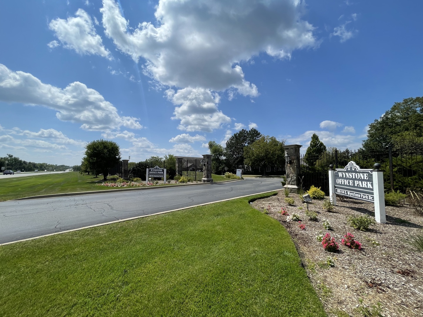 106 S Wynstone Park Drive 5b Property Photo 10