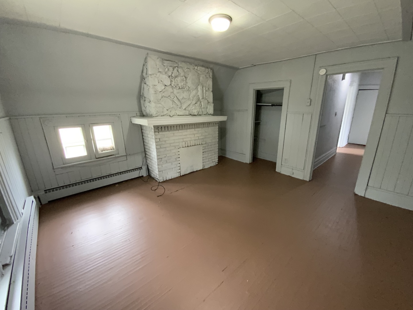 409 Chandler Street Property Photo 3
