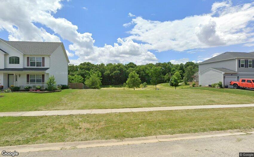 908 Churchill Drive Property Photo