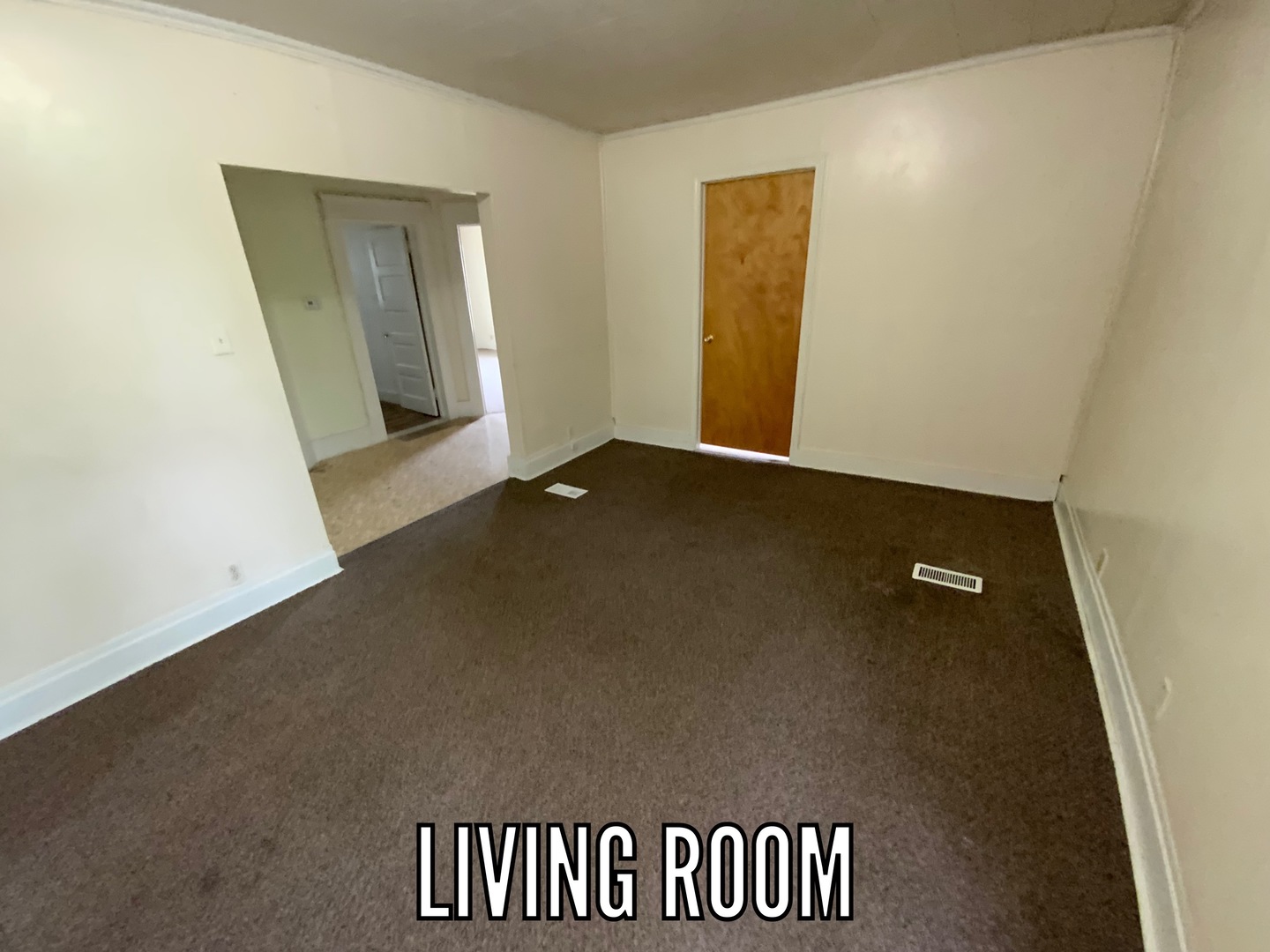 716 Robinson Street Property Photo 12