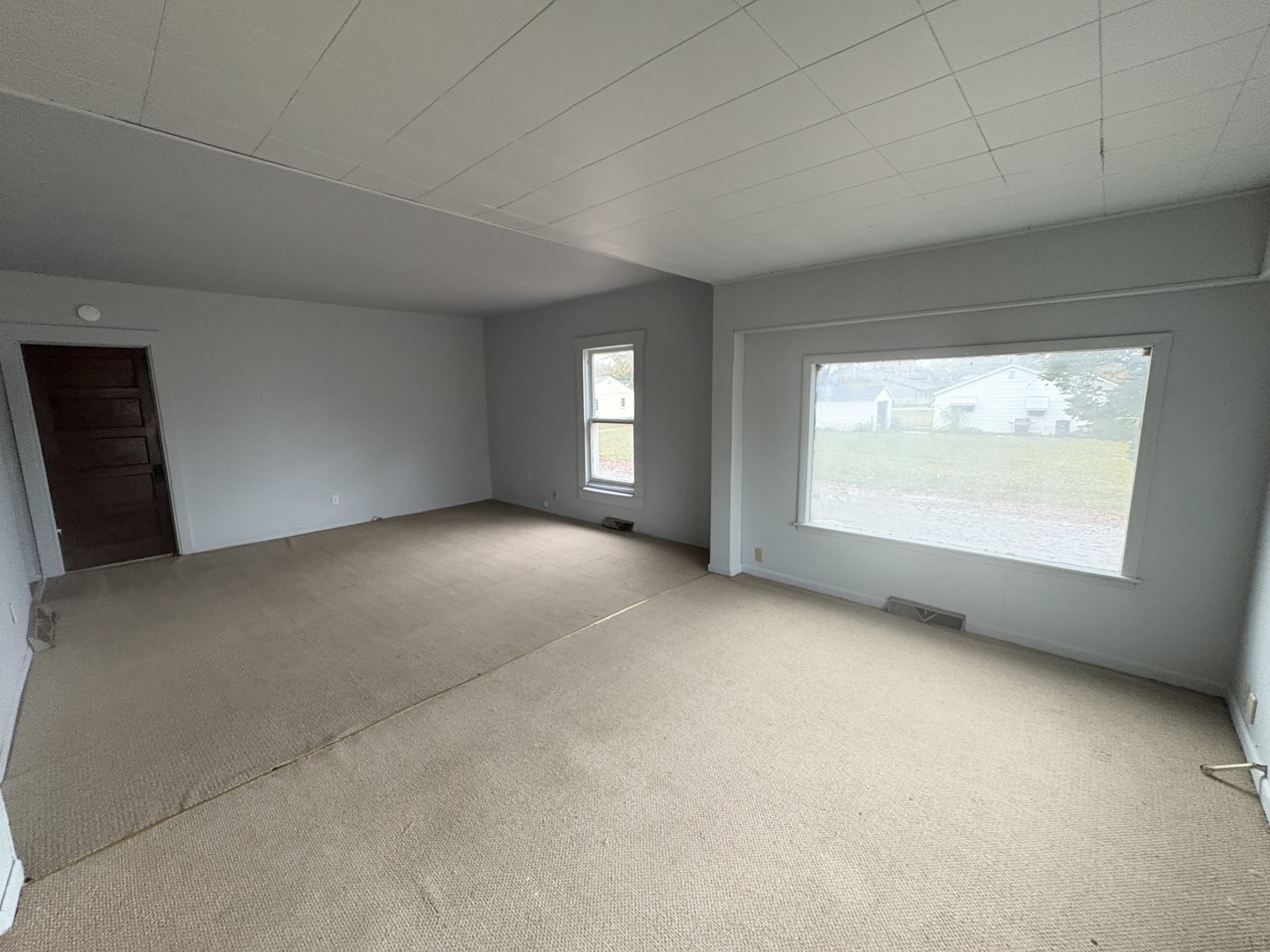 716 Robinson Street Property Photo 13