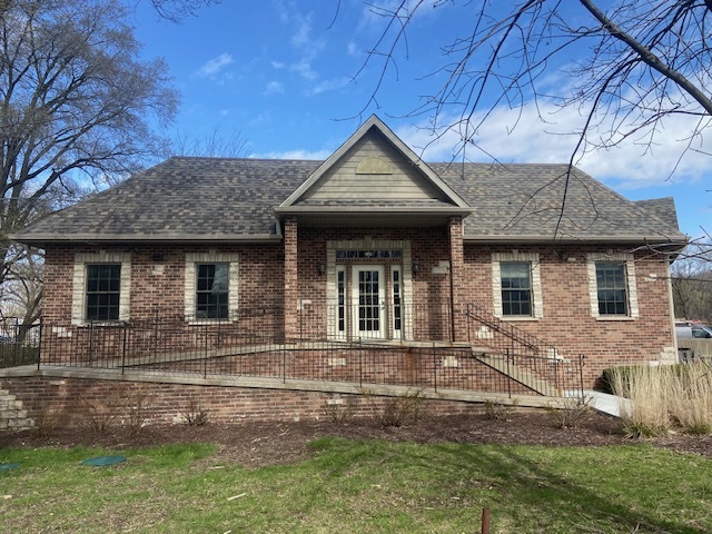 220 Channahon Street Property Photo 2
