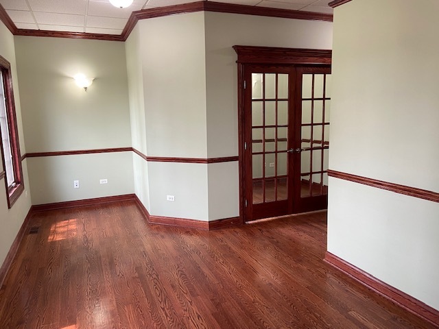220 Channahon Street Property Photo 5