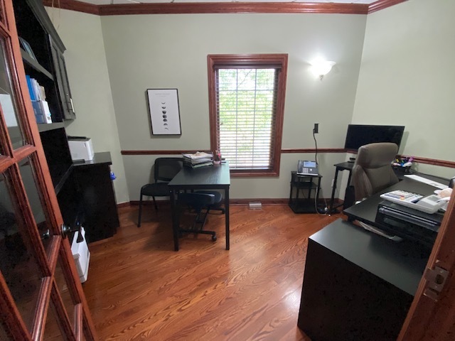 220 Channahon Street Property Photo 13