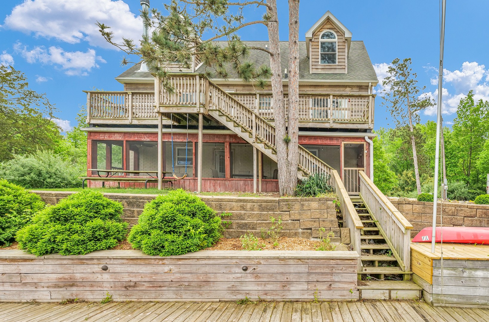 16322 Shangri La Road Property Photo 1
