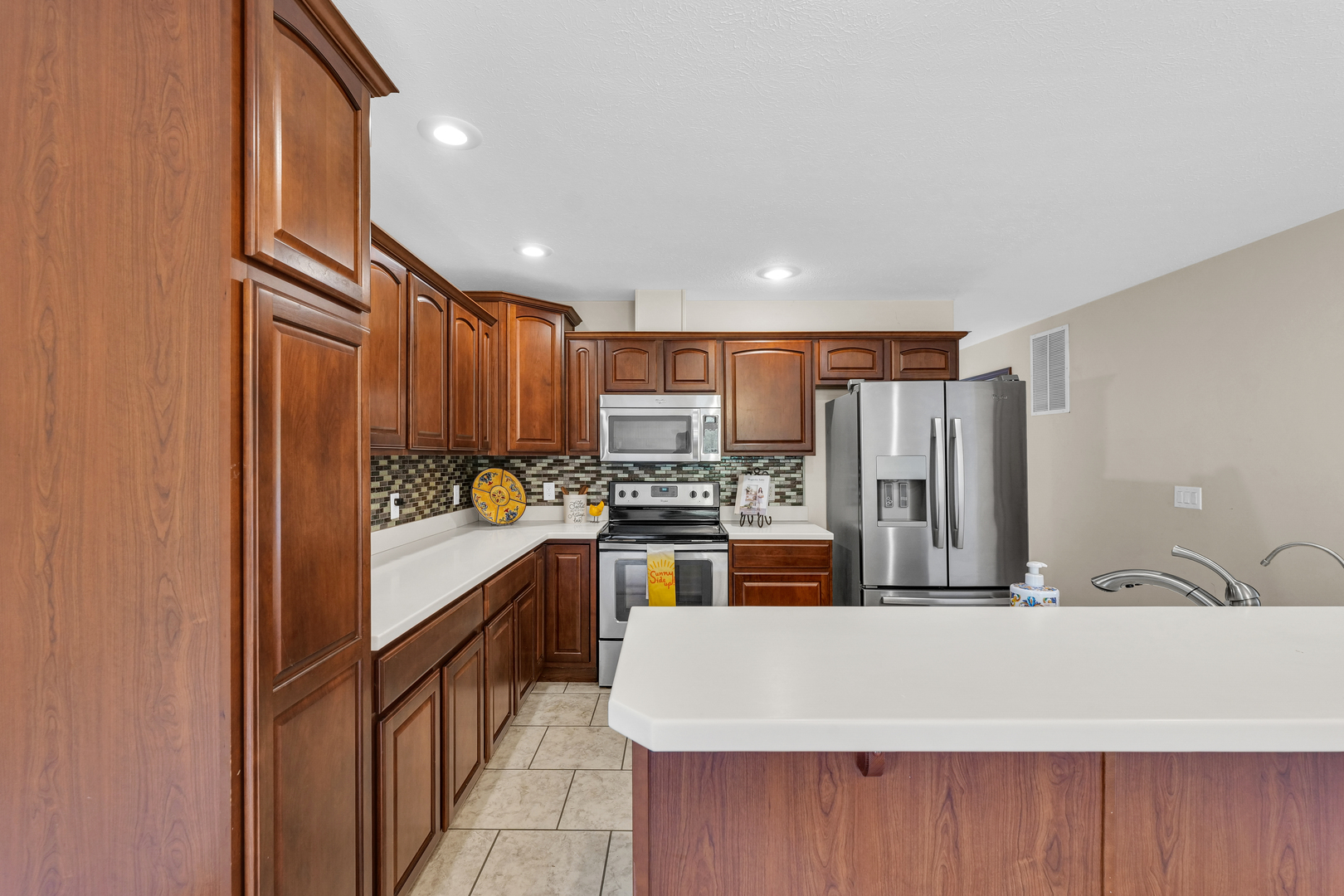 16322 Shangri La Road Property Photo 10