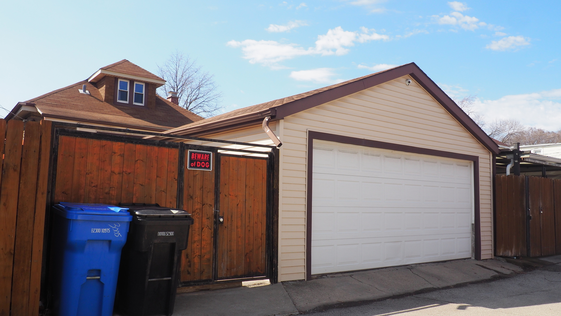 3005 N Kostner Avenue Property Photo 18