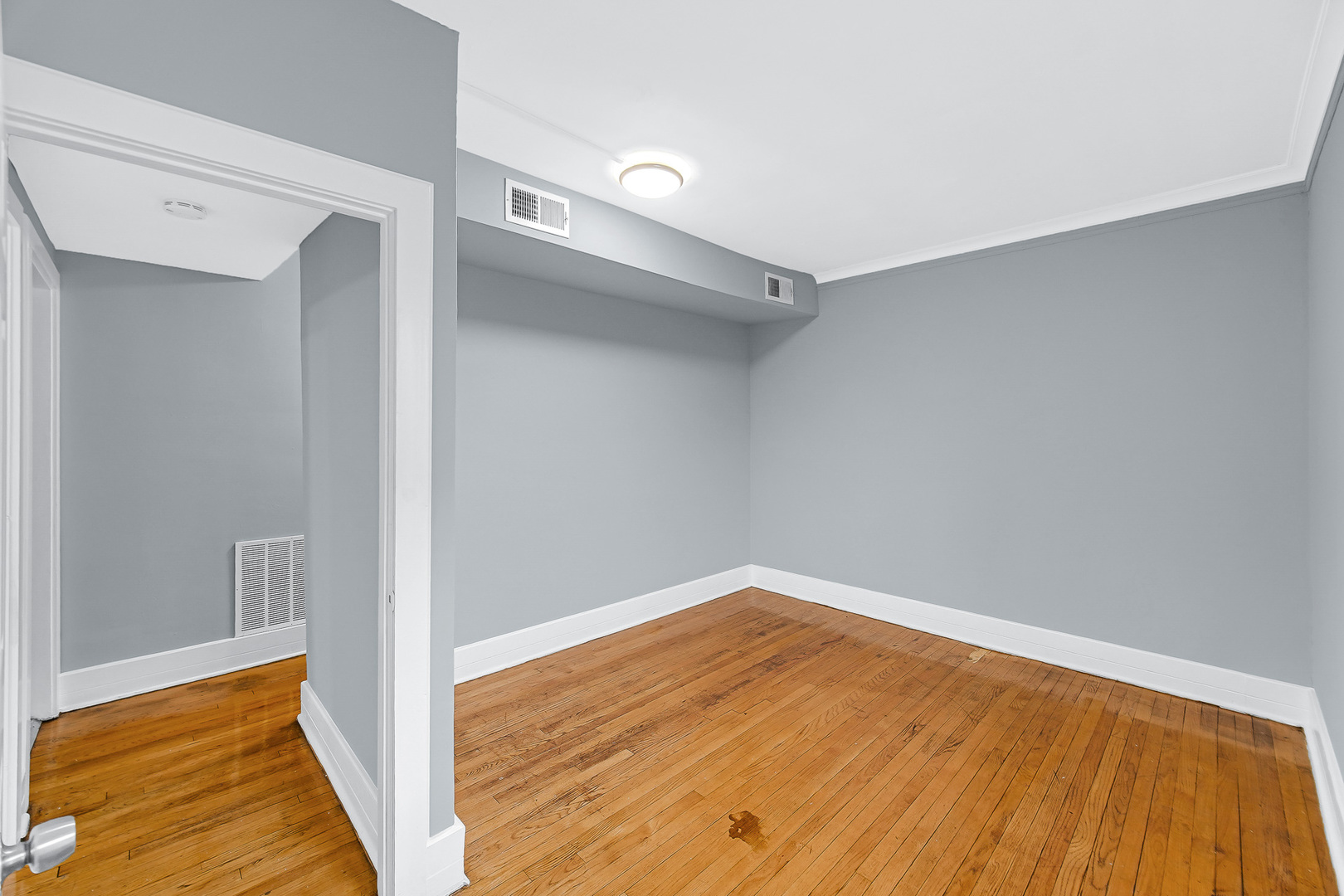 7010 S Morgan Street Property Photo 15
