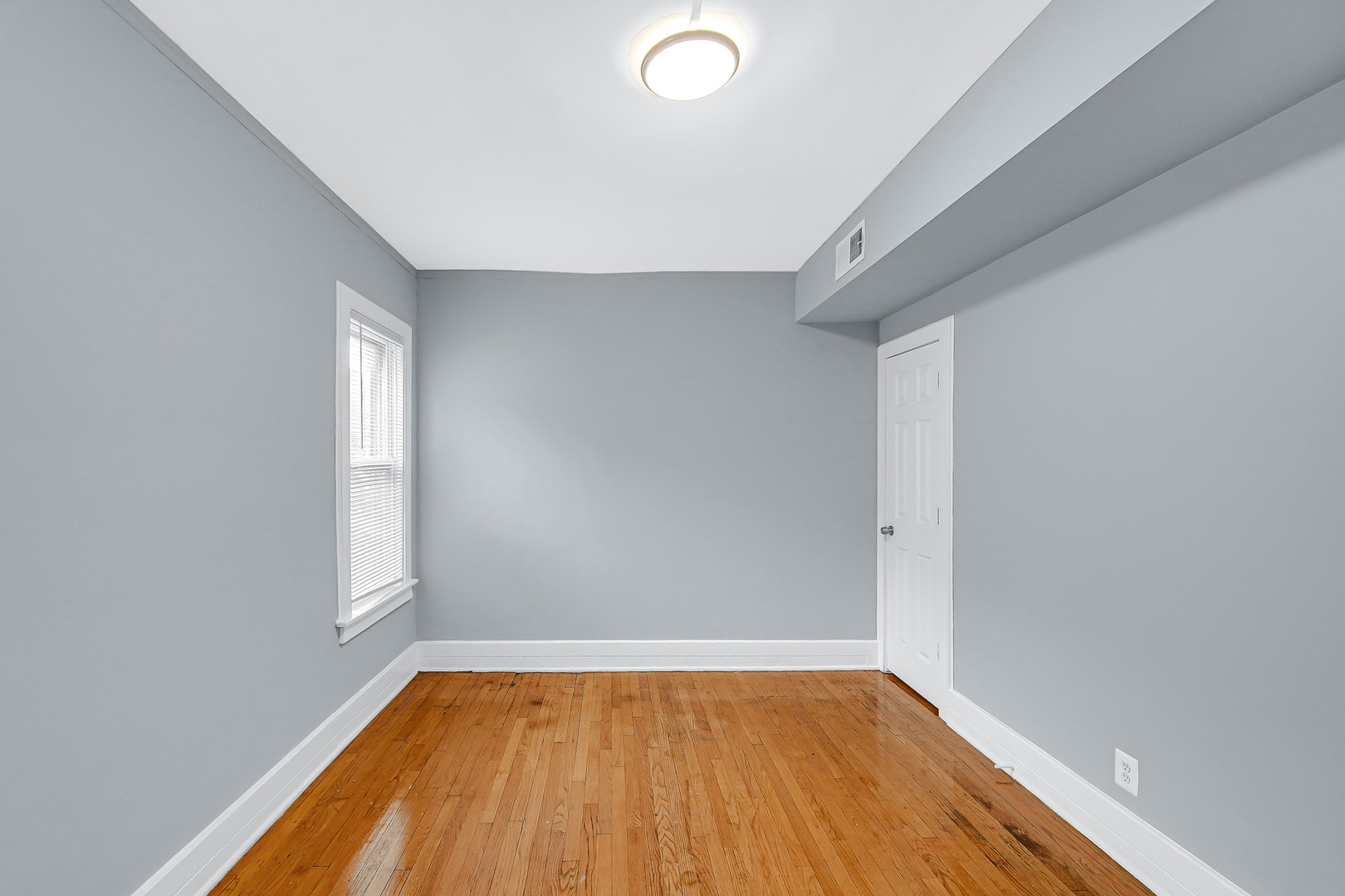 7010 S Morgan Street Property Photo 17