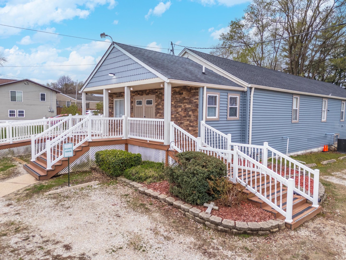 13895 1st Street Property Photo 3