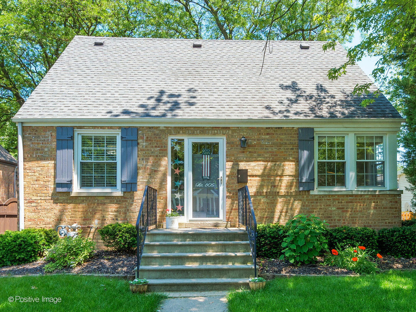 605 9th Avenue Property Photo