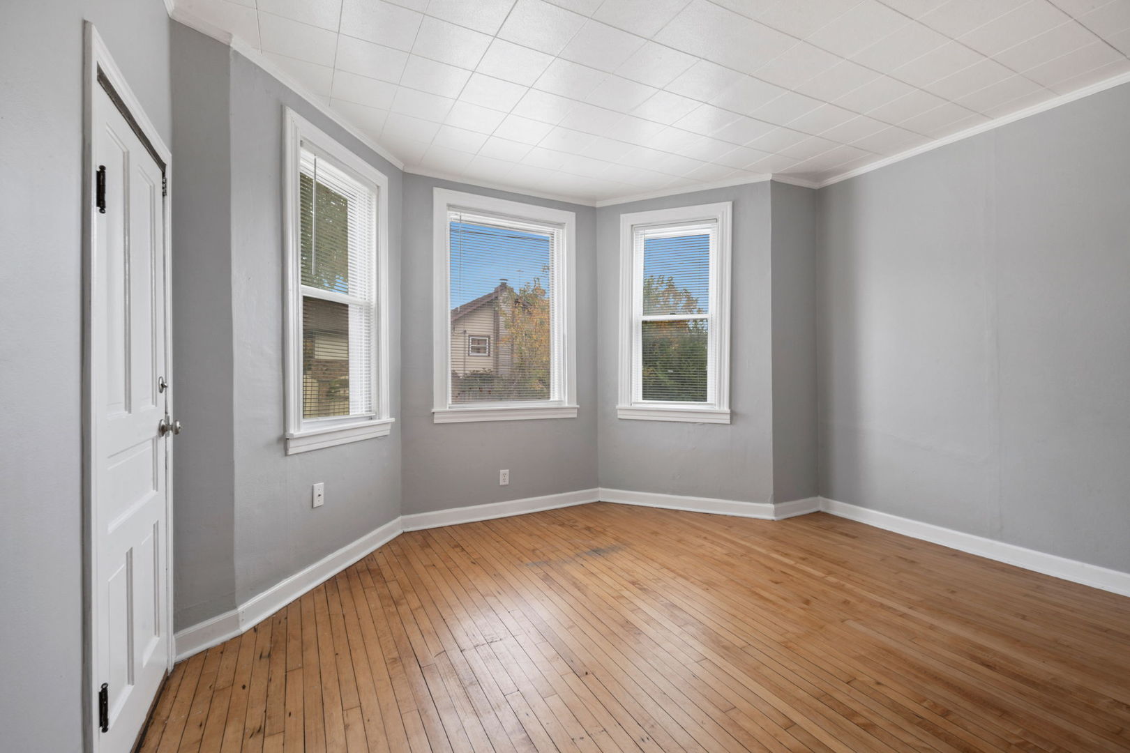 2812 S Grady Court Property Photo 3