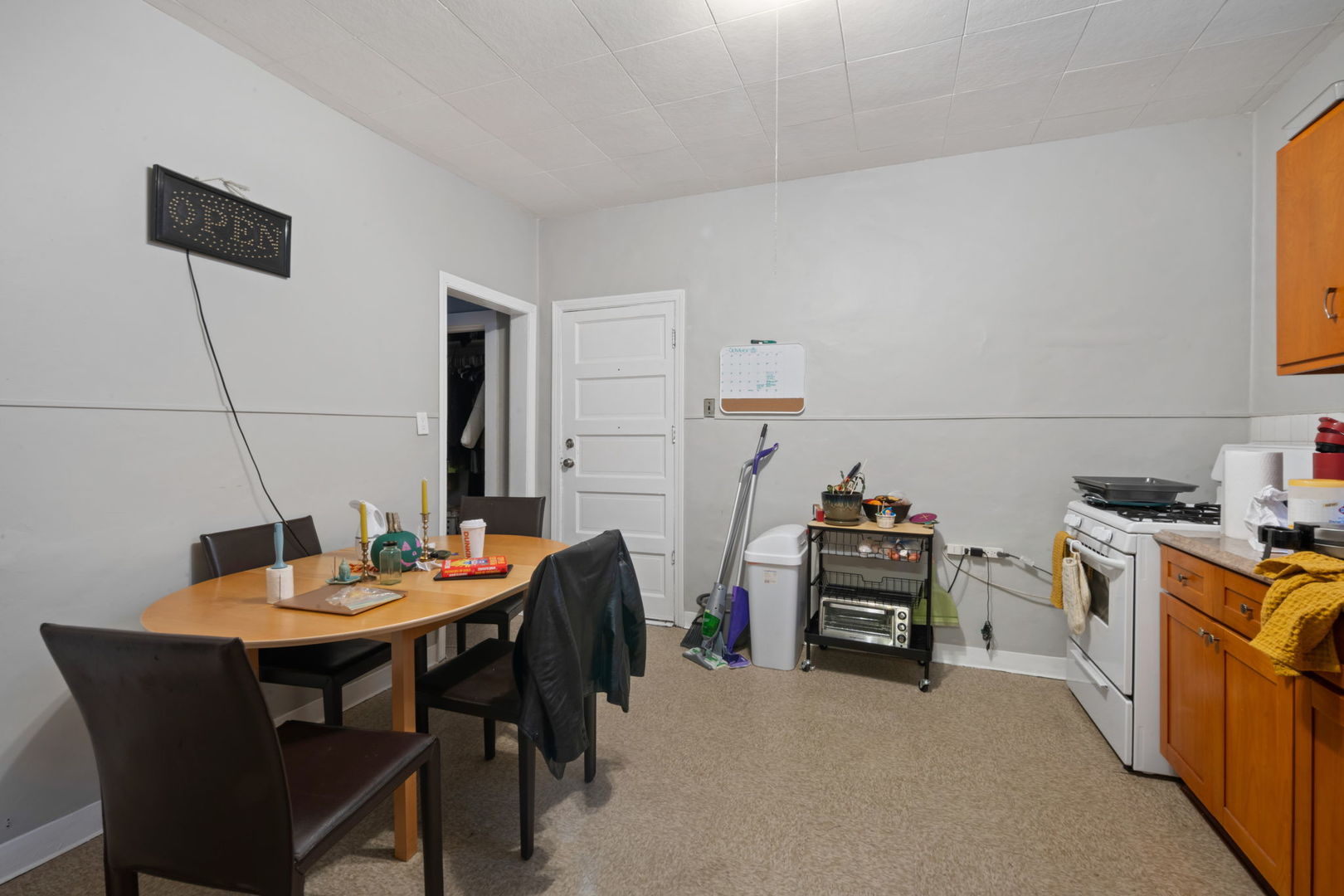 2812 S Grady Court Property Photo 8