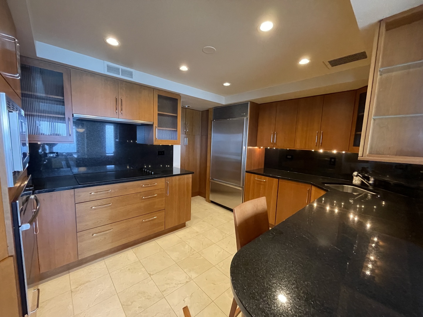 175 E Delaware Place 9007 Property Photo 14